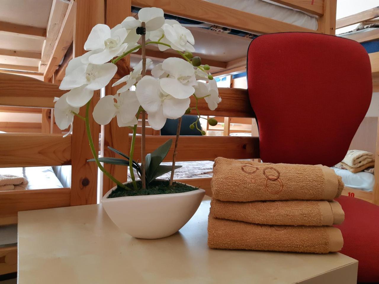 Hostel Х.О. วีเต็บส์ ภายนอก รูปภาพ